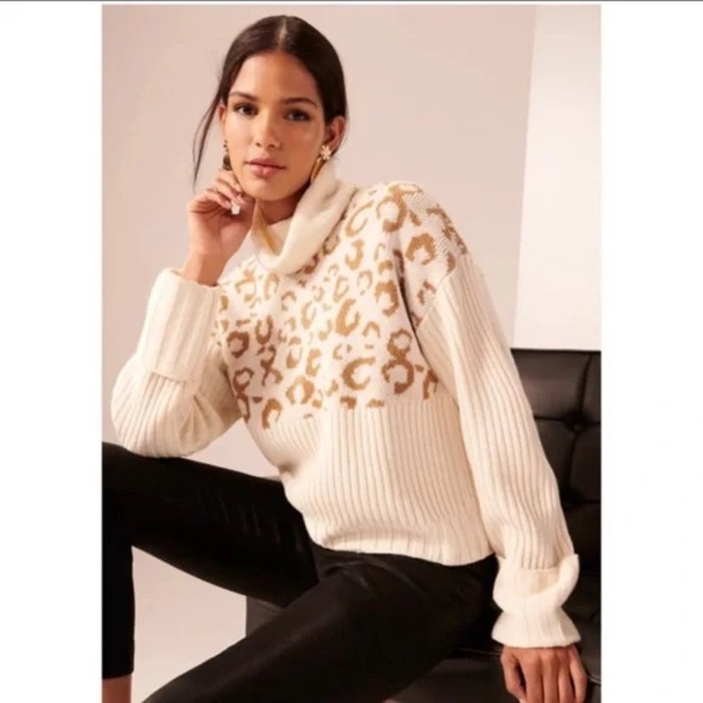 Nine West Cream and Brown Leopard Turtleneck Sweater